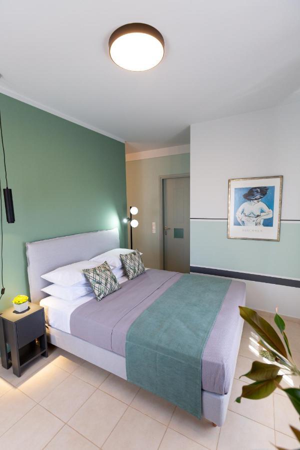 Magnolia - Apartment in Kalamata Bagian luar foto